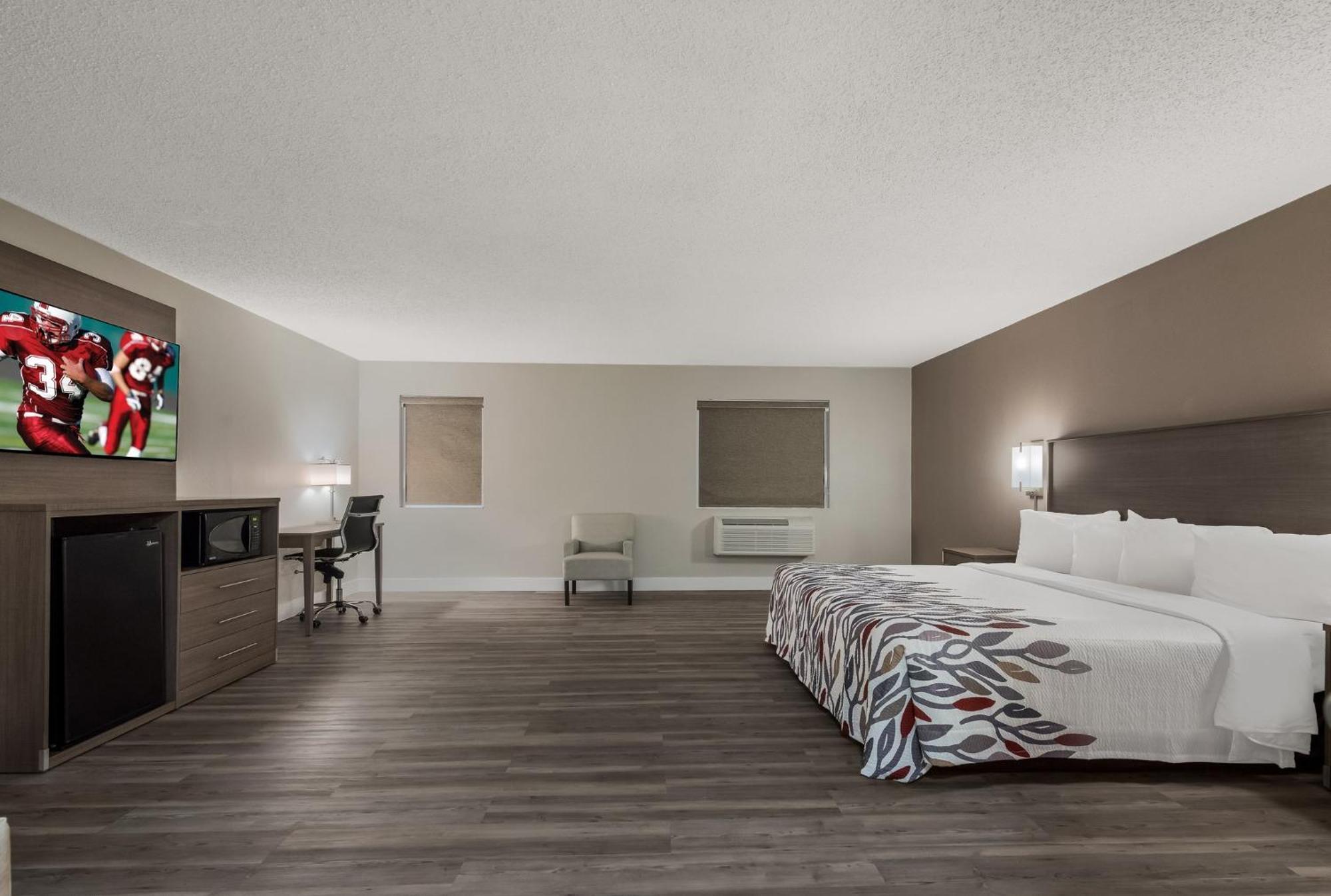 Red Roof Inn & Suites Vineland - Buena Bagian luar foto