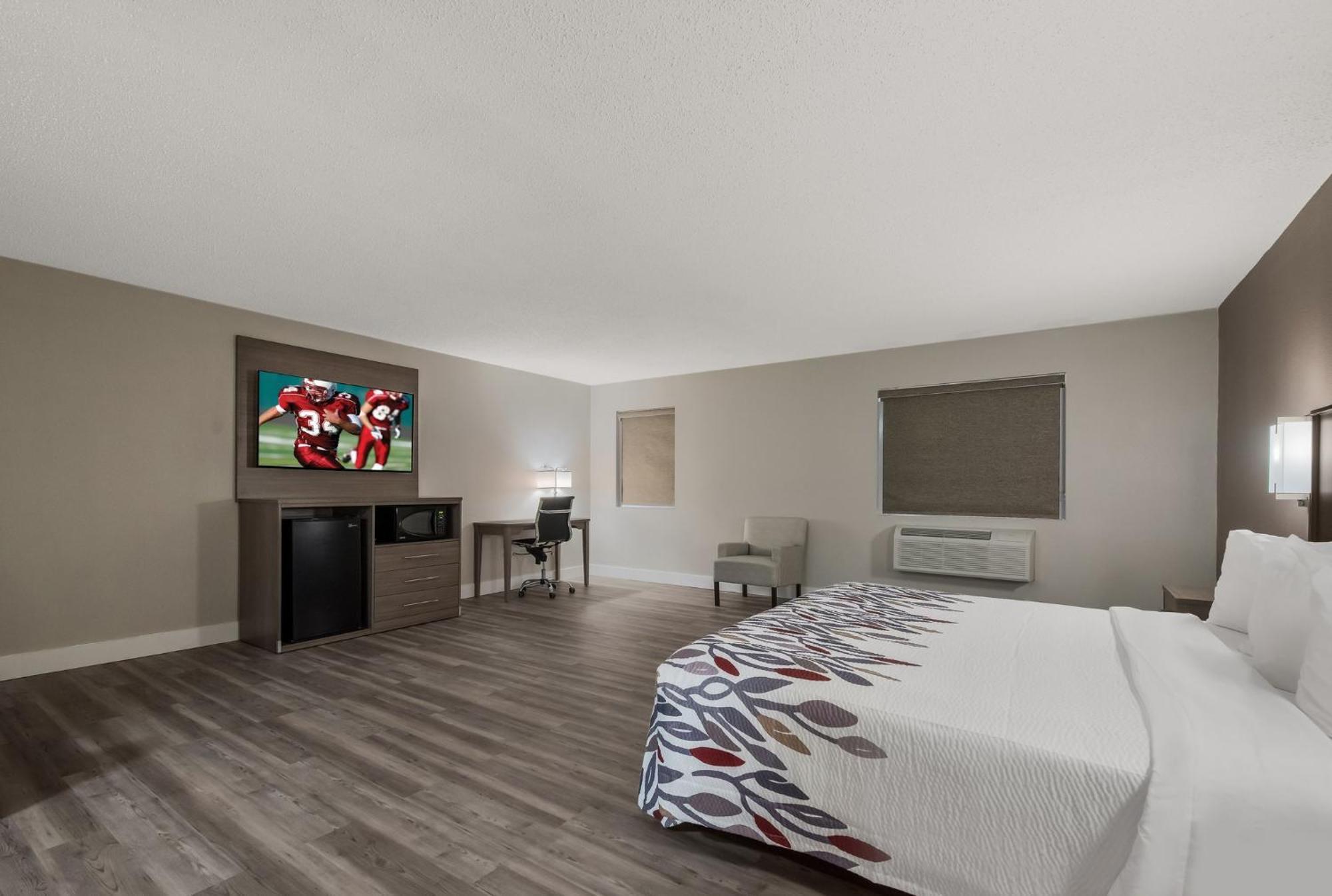 Red Roof Inn & Suites Vineland - Buena Bagian luar foto