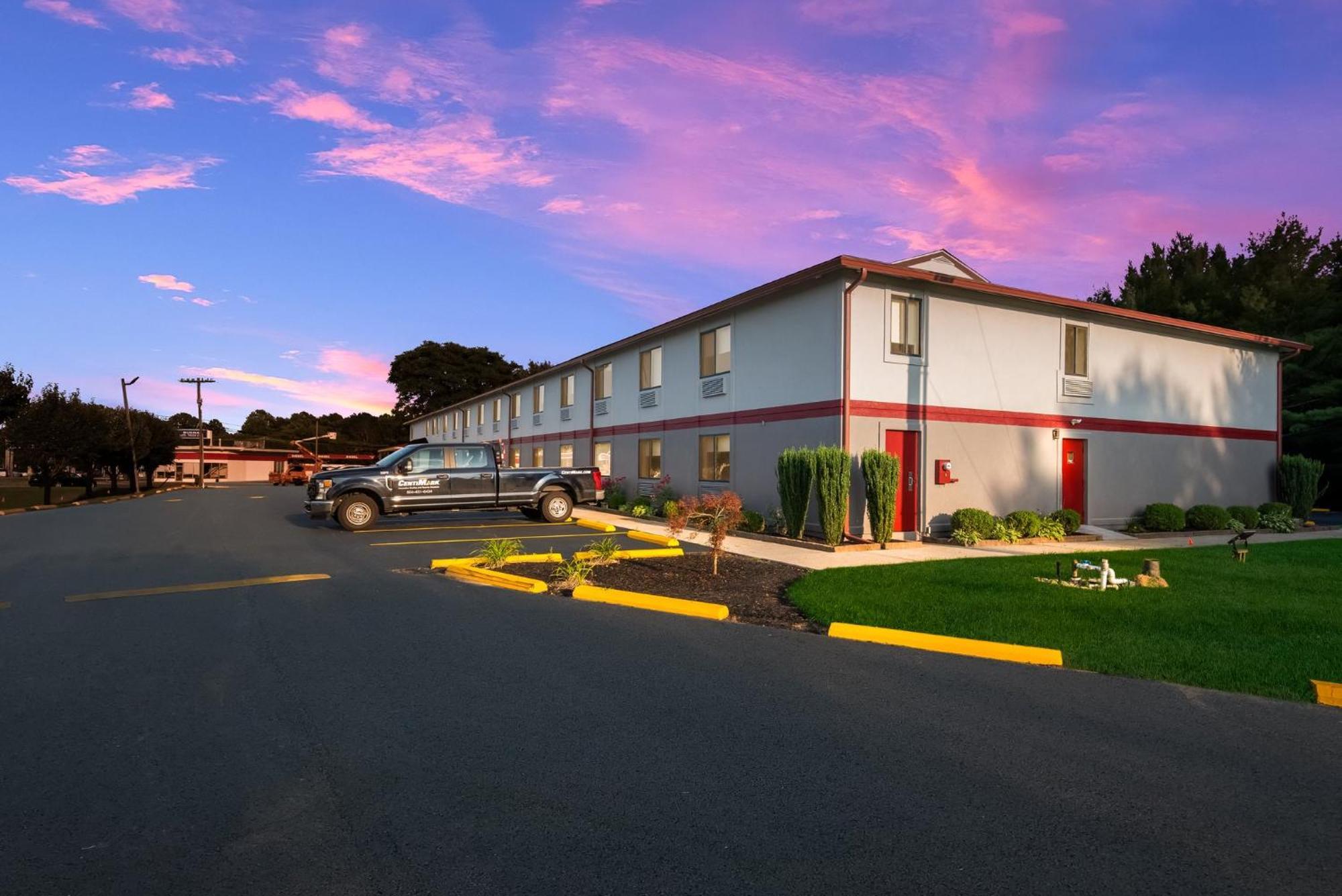 Red Roof Inn & Suites Vineland - Buena Bagian luar foto