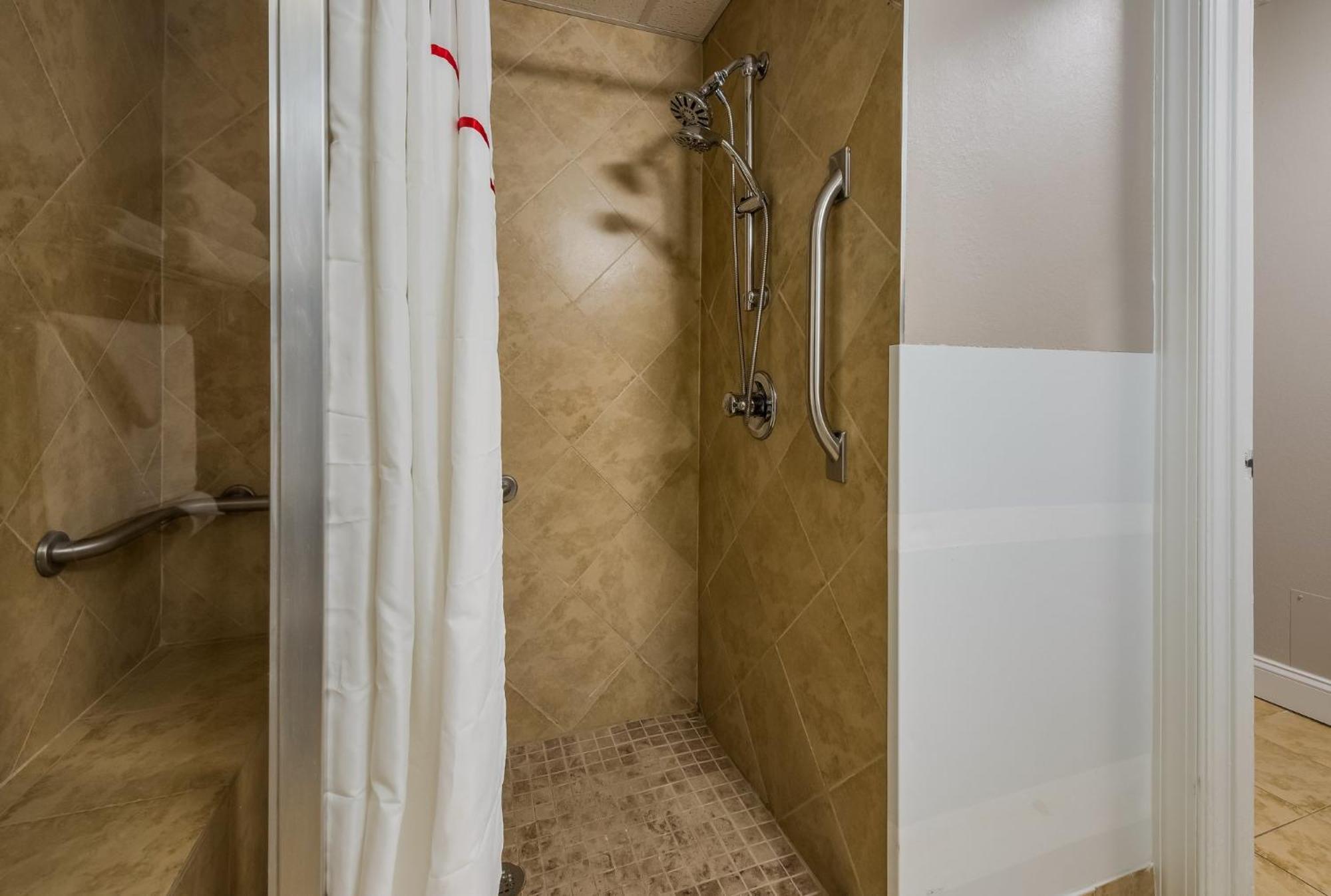 Red Roof Inn & Suites Vineland - Buena Bagian luar foto